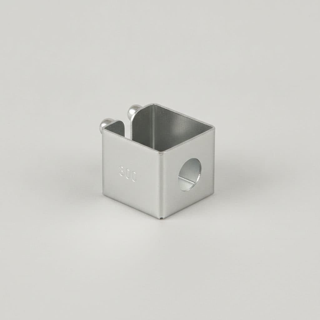 PREST-ON 5/8" CORNER BACK CLIP (300)